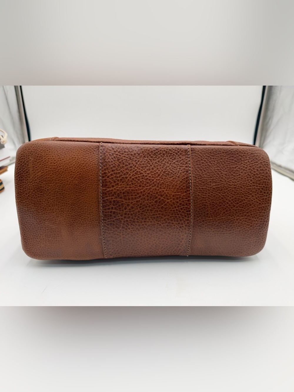 Buffalo Jackson WALKER LEATHER SHOULDER BAG - Picture 5 of 9